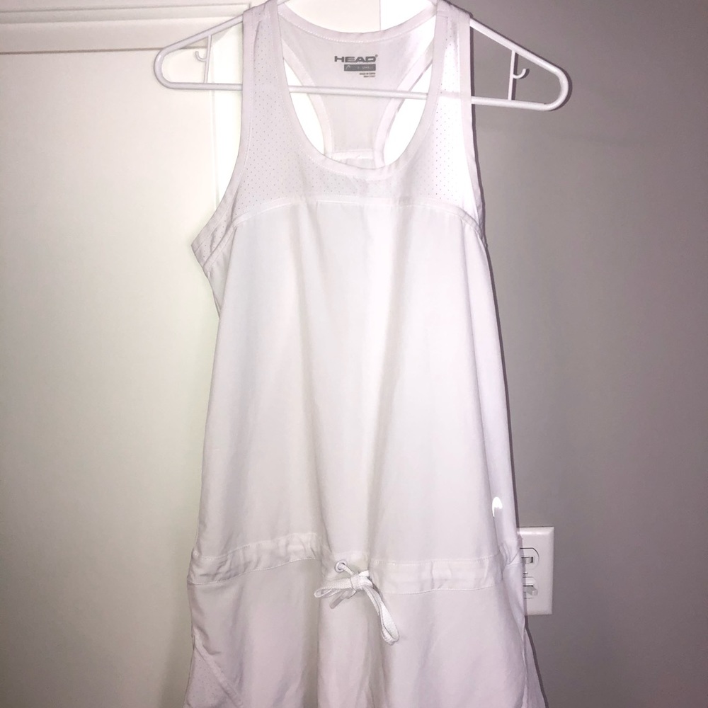 Women’s Head athletic dress